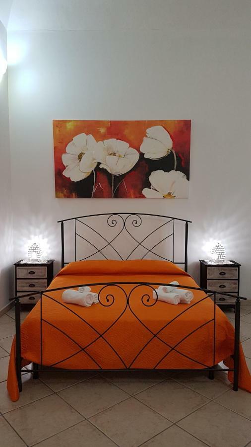 B&B Santa Lucia กัลลีโปลี ภายนอก รูปภาพ