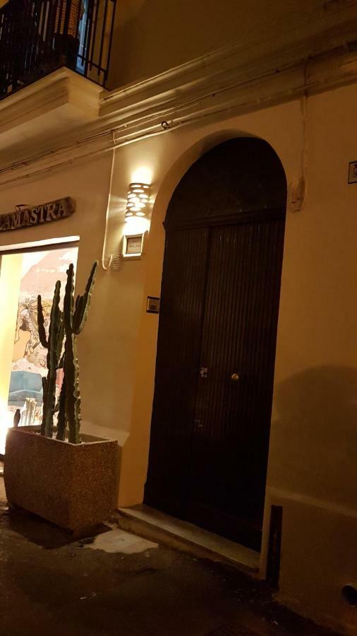 B&B Santa Lucia กัลลีโปลี ภายนอก รูปภาพ